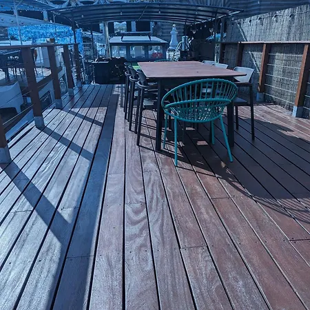 Apartament Parisiandaydreamhouseboat *