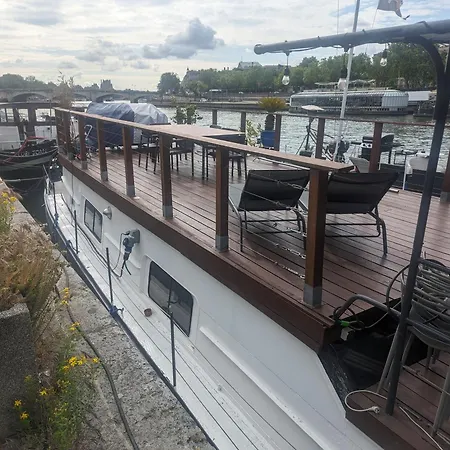 Apartment Parisiandaydreamhouseboat Paris