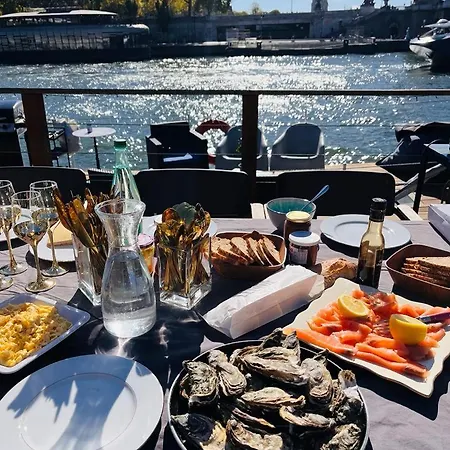 Parisiandaydreamhouseboat Apartman *