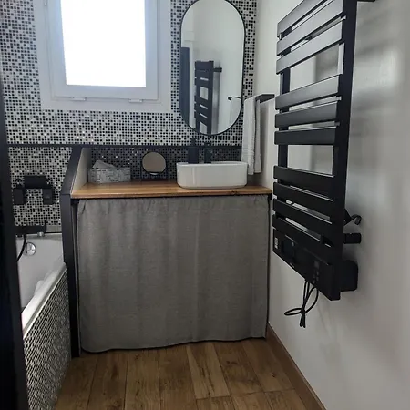 Parisiandaydreamhouseboat Apartman *